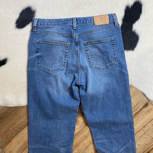 Frye distressed jeans medium blue wash - Picture 10 of 11